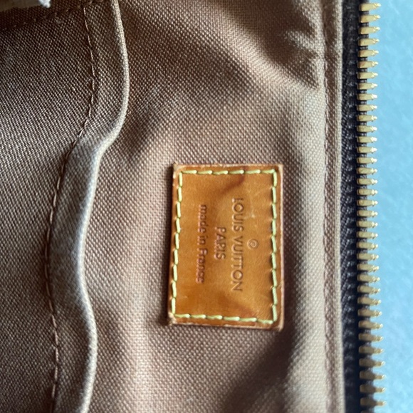 Louis Vuitton Palermo PM - Picture 9 of 11